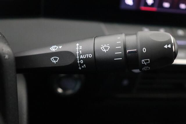Opel Astra 1.2 PURETECH GS PLUS 1.2 PURETECH  GS PLUS + A/T + CARPLAY + CAMERA + PDC + CRUISE + ALU 17