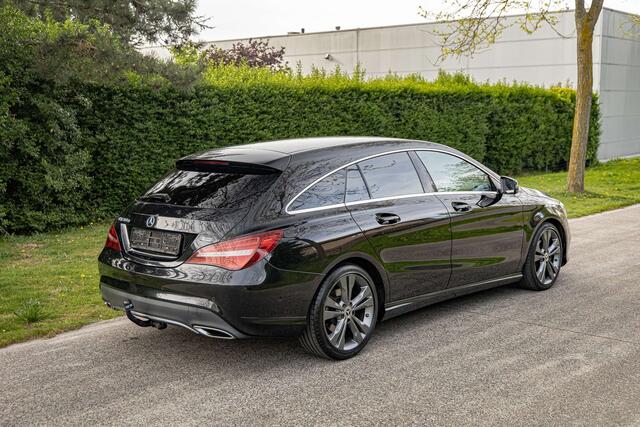 Mercedes-Benz CLA-Klasse 200 d Break  Automaat  LED  Camera  DAB  Navi 
