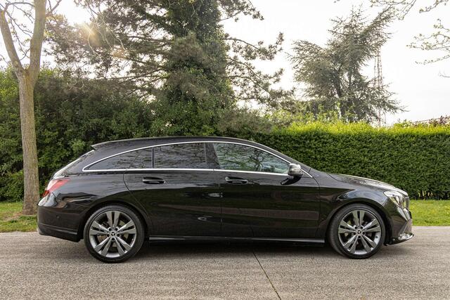 Mercedes-Benz CLA-Klasse 200 d Break  Automaat  LED  Camera  DAB  Navi 