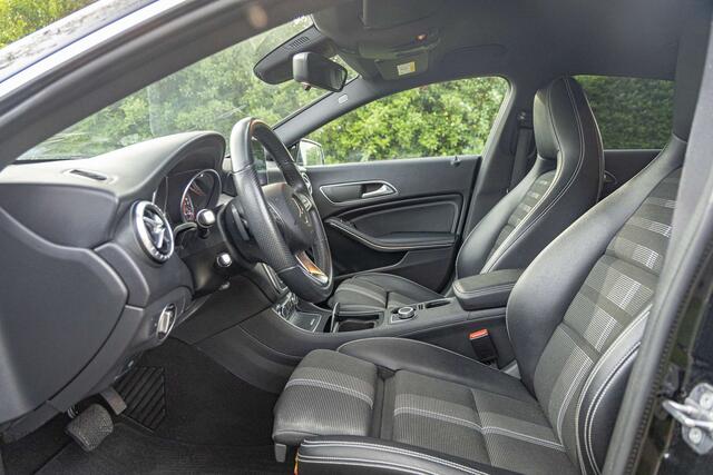 Mercedes-Benz CLA-Klasse 200 d Break  Automaat  LED  Camera  DAB  Navi 