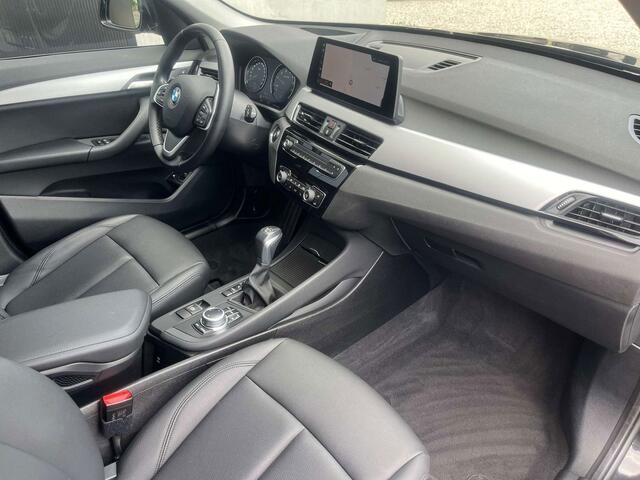 BMW X1 1.5iA xDrive25e Hybrid LED/Leder/Carplay/HUD/CAM..
