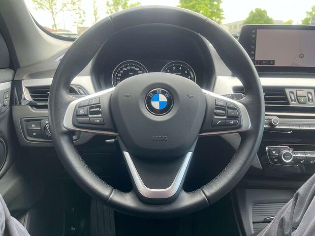 BMW X1 1.5iA xDrive25e Hybrid LED/Leder/Carplay/HUD/CAM..
