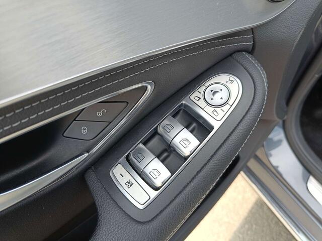 Mercedes-Benz C-Klasse 180 benzine - AUTOMAAT - GPS/CRUISE/LED - 12M GARANTIE