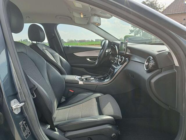 Mercedes-Benz C-Klasse 180 benzine - AUTOMAAT - GPS/CRUISE/LED - 12M GARANTIE