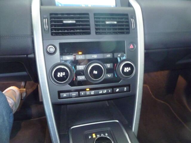 Land Rover Discovery SPORT 2.0 TD4 HSE Luxury 61.000 km