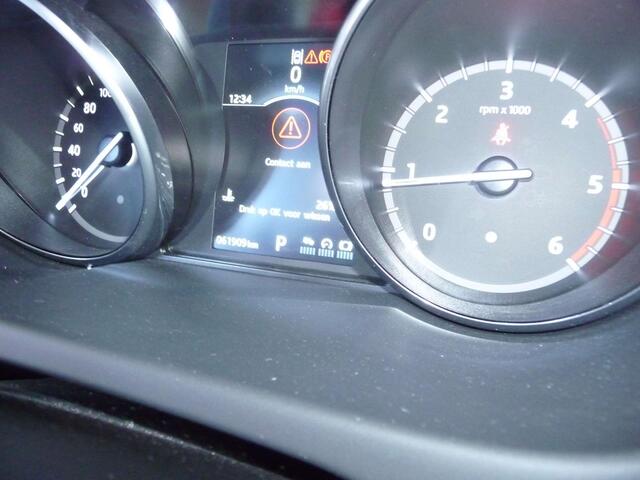Land Rover Discovery SPORT 2.0 TD4 HSE Luxury 61.000 km