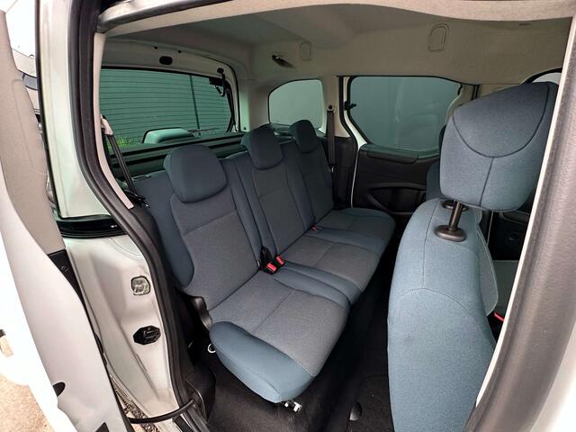 Citroen Berlingo Multi space Personenwagen 276