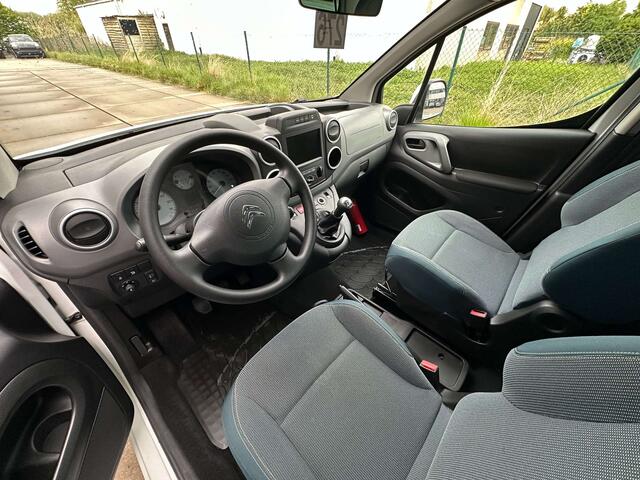 Citroen Berlingo Multi space Personenwagen 276