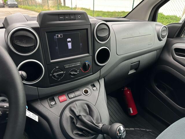 Citroen Berlingo Multi space Personenwagen 276