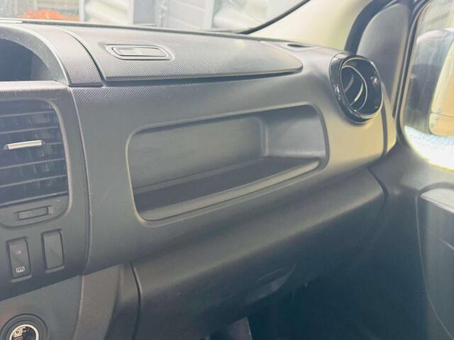 Renault Trafic 2.0DCI  3 PLACES  UTILITAIRE  GAR 12 MOIS 