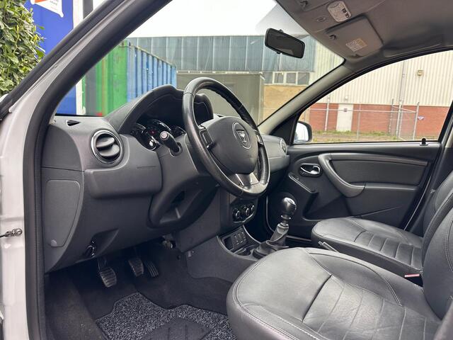 Dacia Duster 1.2 TCe 4x2 Laur�ate Airco, Cruise C, Navigatie, Leder Int