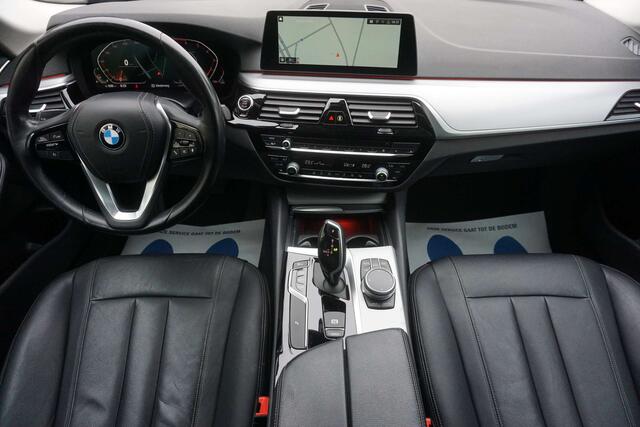 BMW 5-Serie 520 iA Touring Benzine Automaat-Navi-Pano-Garantie