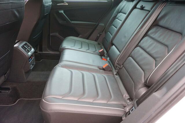 Volkswagen Tiguan 1.5TSI R-Line Benzine Automaat-360c-Leder-Garantie