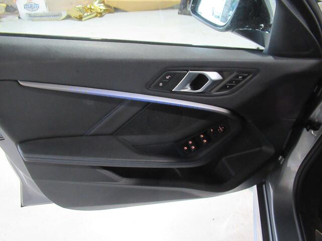 BMW 1-Serie 118 i A Elektr Kuipstoel Pano Navi Full LED Carplay HU