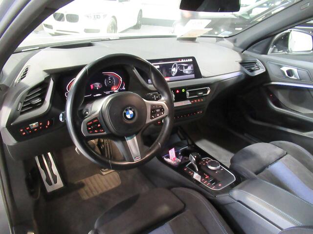 BMW 1-Serie 118 i A Elektr Kuipstoel Pano Navi Full LED Carplay HU