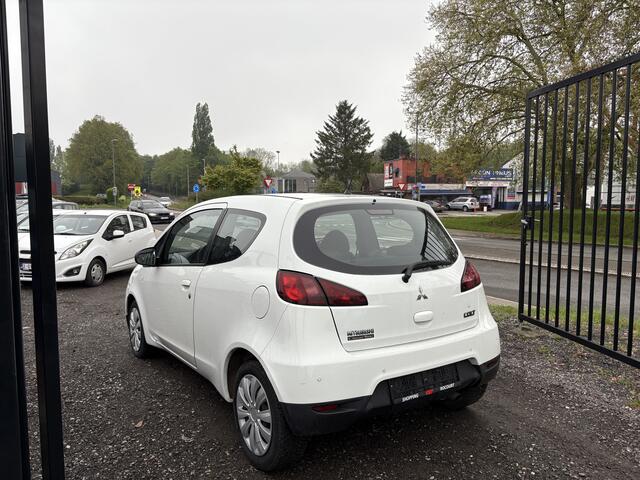 Mitsubishi Colt 1.1i 2010 #Clim #Vitres �lectriques #1 AN DE GARANTIE