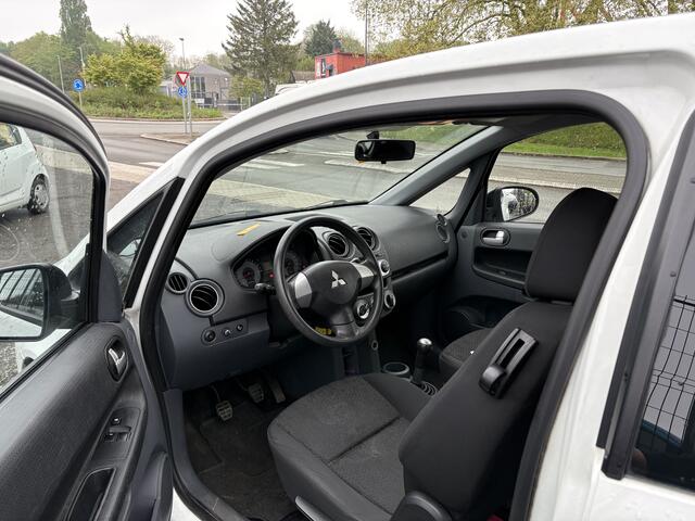 Mitsubishi Colt 1.1i 2010 #Clim #Vitres �lectriques #1 AN DE GARANTIE