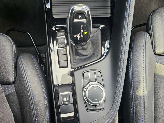 BMW X1 1.5iA sDrive18 FULL PACK M 1�EIG E STAAT