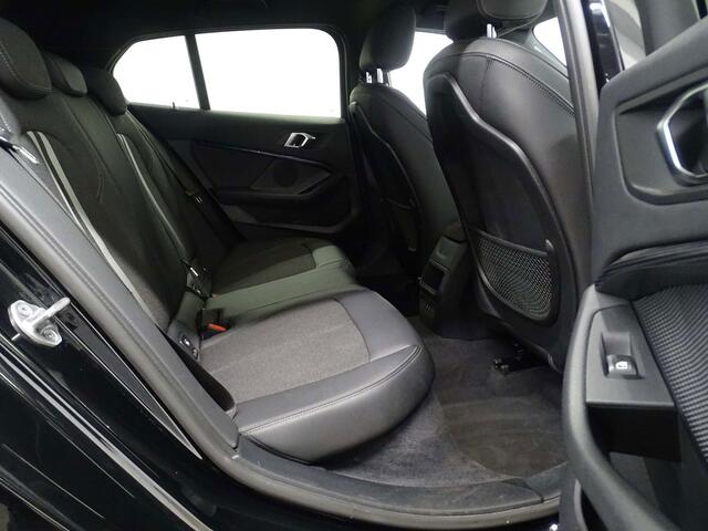 BMW 1-Serie 116 i Hatch Sportline FULL LED-NAVI-PARKING