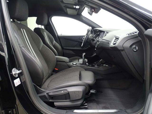 BMW 1-Serie 116 i Hatch Sportline FULL LED-NAVI-PARKING
