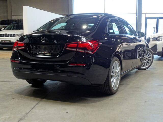 Mercedes-Benz A-Klasse 180 d Sedan 7 GTronic LED-PARK-NAVI-PANO-CRUISE
