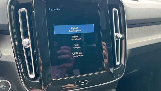 Volvo XC40 Recharge Inscription, T4 plug-in hybrid 3YEAR WARRANTY