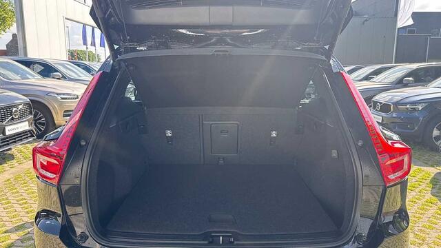 Volvo XC40 Recharge Ultimate Dark, T4 plug-in hybrid 3YEAR WARRANTY