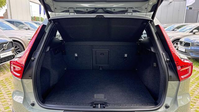 Volvo XC40 Recharge Ultimate Dark, T4 plug-in hybrid 3YEAR WARRANTY