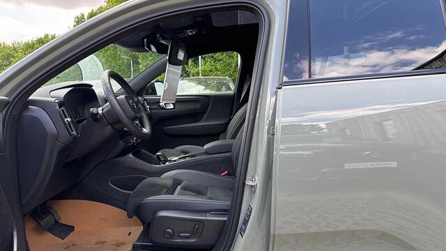 Volvo XC40 Recharge Ultimate Dark, T4 plug-in hybrid 3YEAR WARRANTY