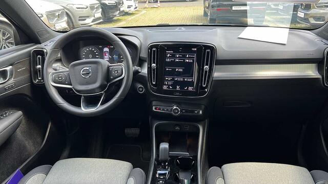 Volvo XC40 Recharge Plus Dark, T4 plug-in hybrid 3YEAR WARRANTY