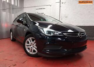 OPEL ASTRA 1.6 CDTi ECOTEC D Edition * Navi * Bth * 235 X 48M