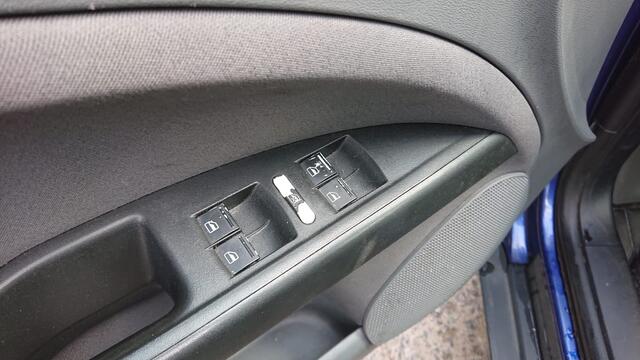 Seat Toledo 1600cc essence clim 4ve 141000km 2005 GARANTIE