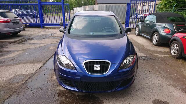 Seat Toledo 1600cc essence clim 4ve 141000km 2005 GARANTIE