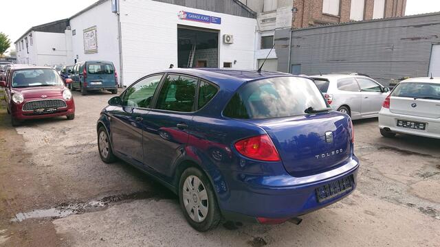 Seat Toledo 1600cc essence clim 4ve 141000km 2005 GARANTIE