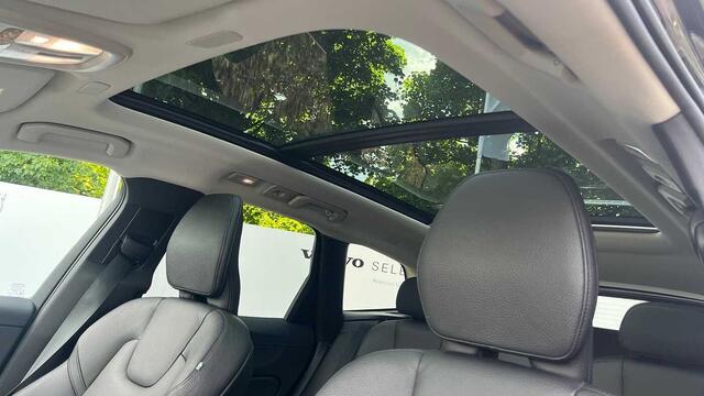 Volvo XC60 Recharge Plus Bright, T6 AWD plug-in Hybrid 3YEAR WARRANTY