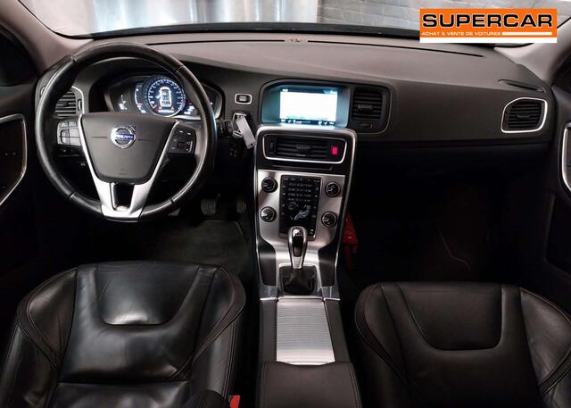 Volvo V60 2.0 D2 Kinetic R-Design  Cuir  188 X 48 M 