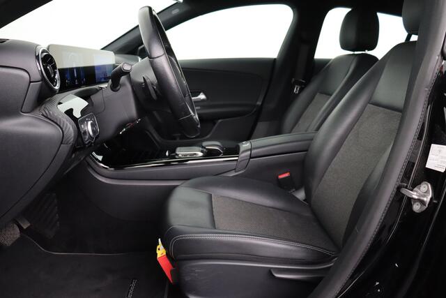 Mercedes-Benz CLA-Klasse 180 SHOOTING BRAKE DA SHOOTING BRAKE DA + GPS + CAMERA + PDC +  ALU 16