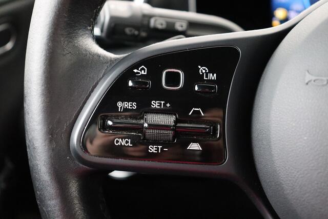 Mercedes-Benz CLA-Klasse 180 SHOOTING BRAKE DA SHOOTING BRAKE DA + GPS + CAMERA + PDC +  ALU 16