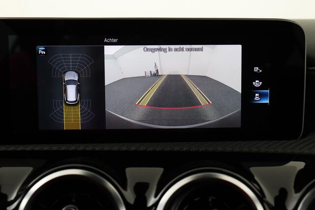 Mercedes-Benz CLA-Klasse 180 SHOOTING BRAKE DA SHOOTING BRAKE DA + GPS + CAMERA + PDC +  ALU 16