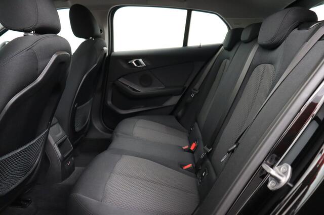 BMW 1-Serie 118 i i + GPS + CARPLAY + CAMERA + PDC + CRUISE + ALU 16
