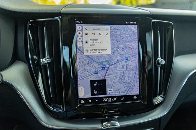 Volvo XC60 B4 Momentum PRO  Navi  CarPlay  Camera 