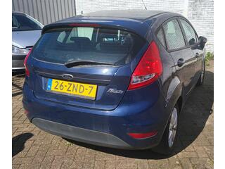 FORD FIESTA 1.25 Champion Schade Export/Handel