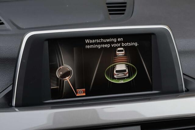 BMW X1 2.0 dAS sDrive18 Pano Navi CruiseC ParkS Garantie