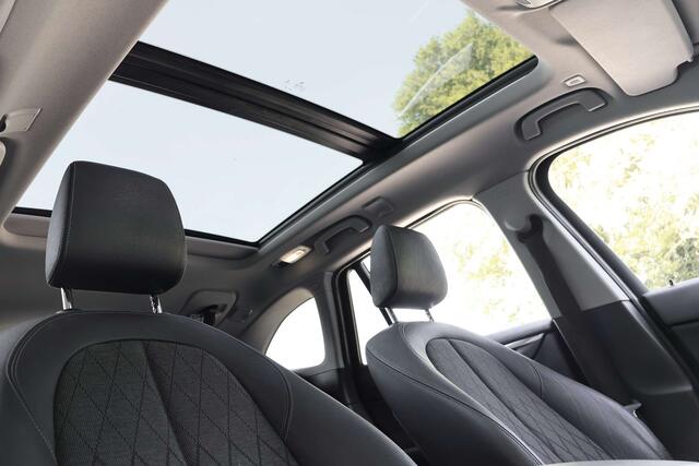 BMW X1 2.0 dAS sDrive18 Pano Navi CruiseC ParkS Garantie