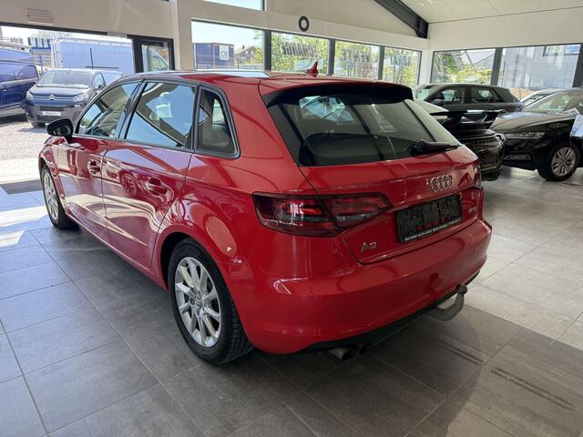 Audi A3 1.8 Turbo//gps//1er proprio roule nikel