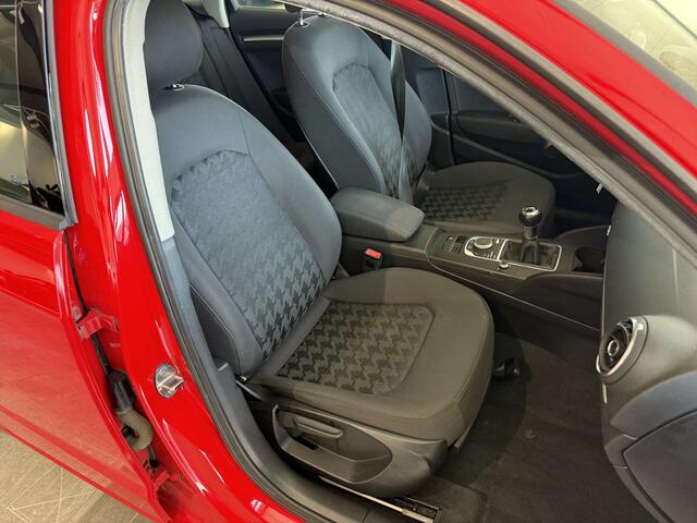 Audi A3 1.8 Turbo//gps//1er proprio roule nikel