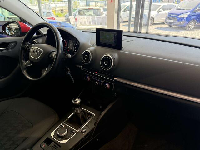 Audi A3 1.8 Turbo//gps//1er proprio roule nikel