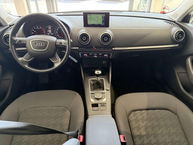 Audi A3 1.8 Turbo//gps//1er proprio roule nikel