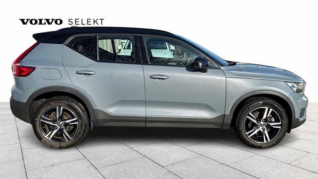 Volvo XC40 R-Design, B4 mildhybrid 3YEAR WARRANTY