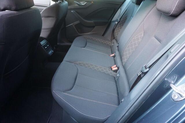 Skoda Scala 1.0 TSI Benzine Automaat-Multimedia-PDC-Garantie